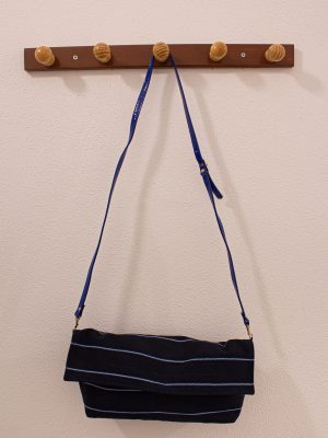 Borsa Blu Con Righe Blu Elettrico E Bianche